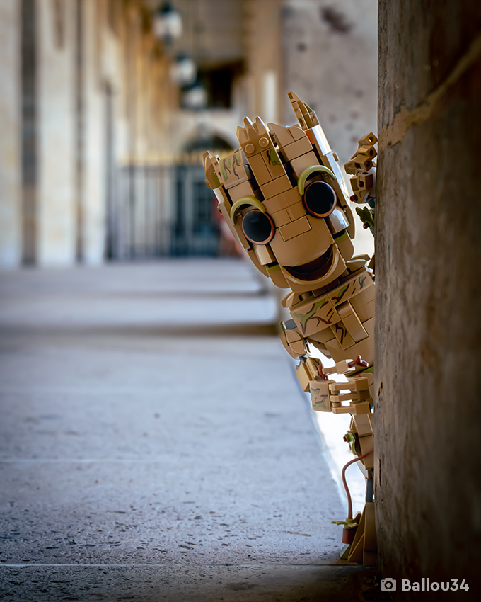 LEGO_Group's tweet photo. We all know that Baby Groot is one of the cutest aliens in the universe – and these photos taken by our amazing fans prove it!

📸 @jennjaske and @Ballou34 from @stuckinplastic https://t.co/kCz8Y6ekDO
