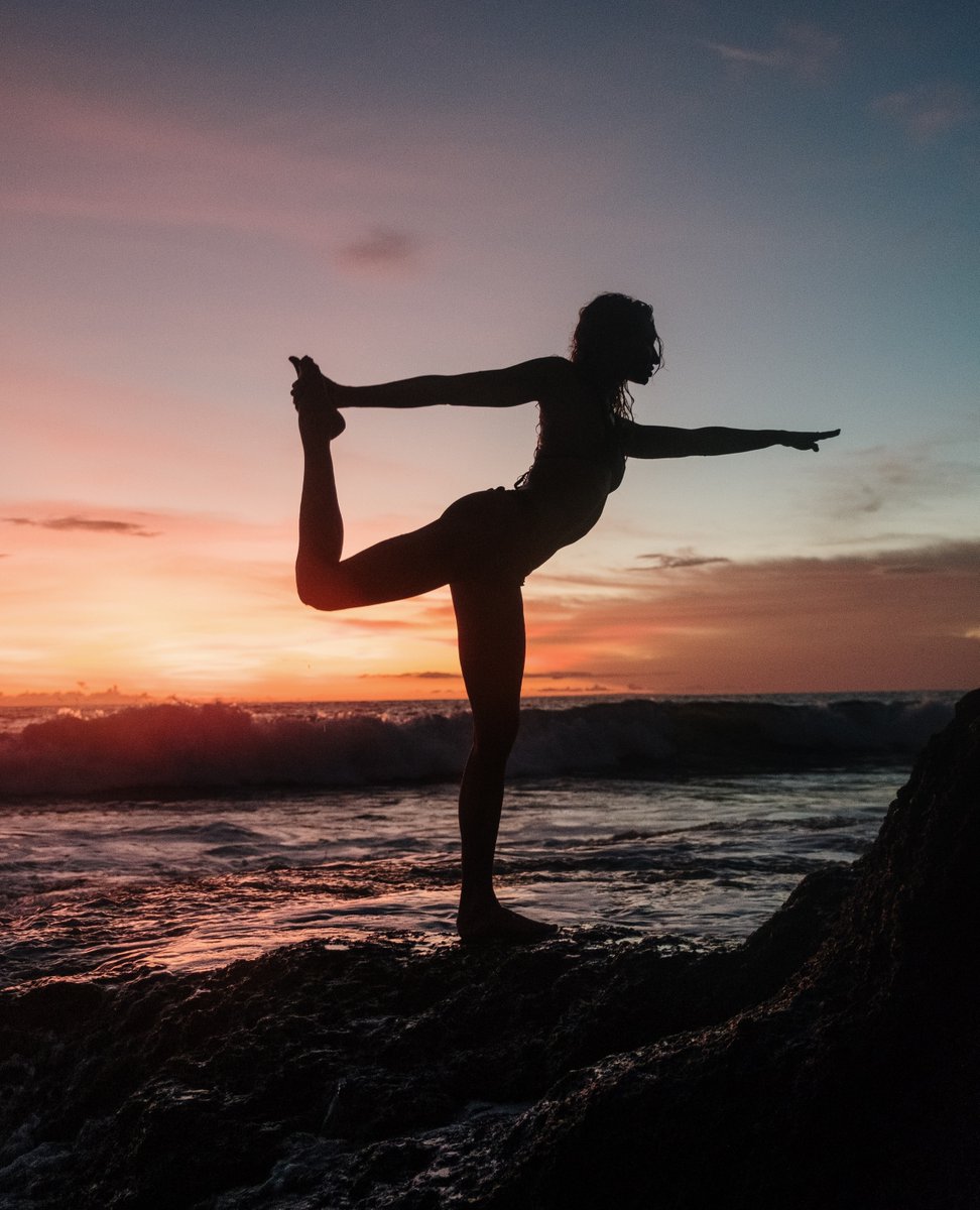 theformfitness's tweet photo. Happiness always comes from within ✨ and it is found in the present moment: by making peace with the past, and looking forward to the future 🤩

#yoga #yogamat #fitness #formworld #allaboutmyform #sustainable #ecofriendly #biodegradable #yogagram #yogatime #yogalove https://t.co/7BE5QSLoND