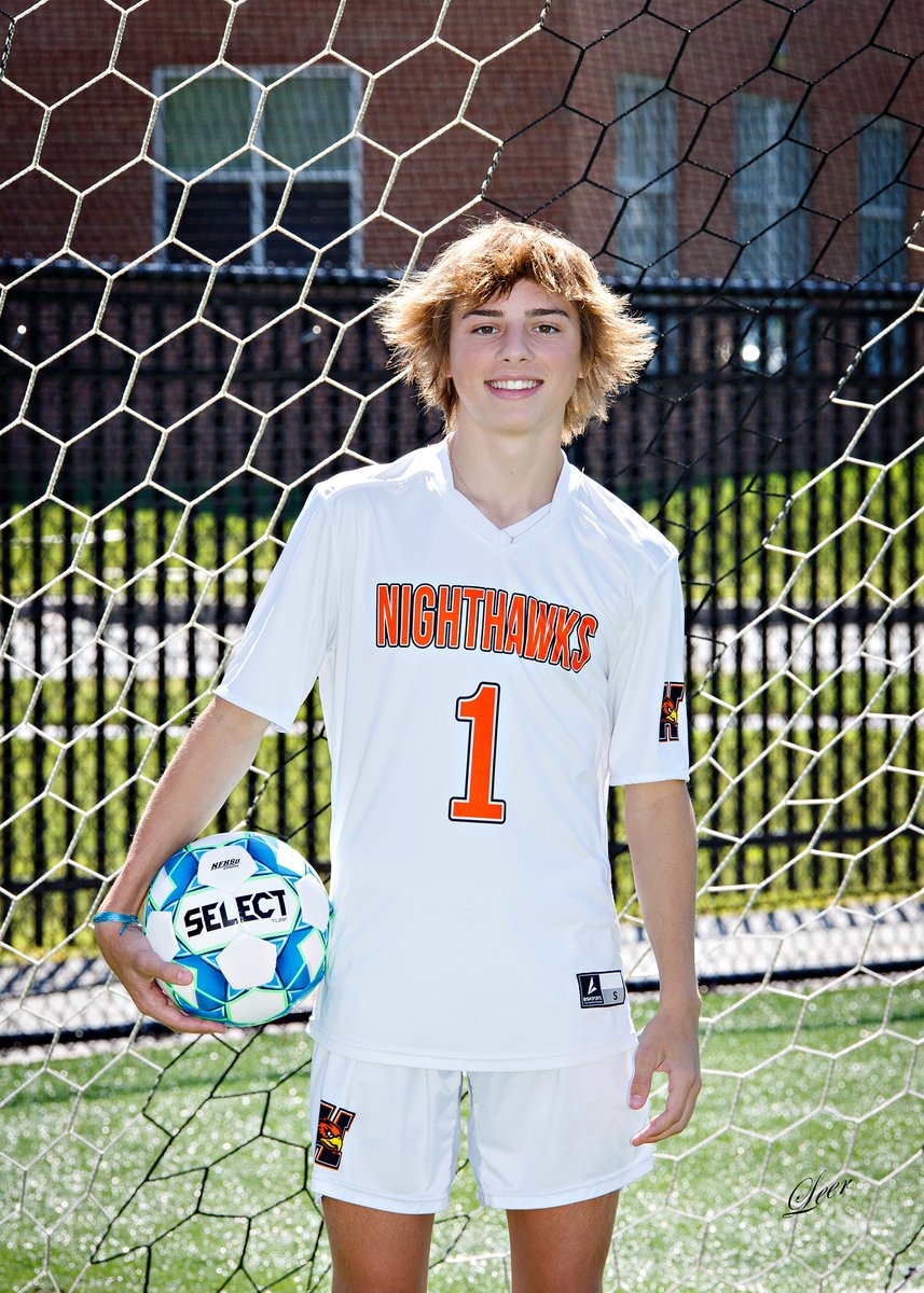 HPSDAthletics's tweet photo. Congratulations to our Above and Beyond Players of the Week: Reagan Wildasin- Field Hockey, and Daniel Corbin- Boys Soocer #astudentabove #hpsdawesome https://t.co/hR3lPmrZqq