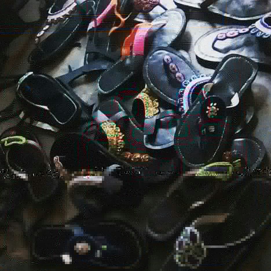 Get trained and equiped with Raising Empowered Foundation. Skills in shoe making, crafts, belts among others to empower you make a living and work some Ka money. DM to get trained at affordable cost <a href="/Pliam_/">The good gal 💥😍 ❤️🍷</a> @RaisingTeensUg1 <a href="/reachahand/">Reach A Hand Uganda</a> <a href="/kigaBae2/">MERCY K</a> <a href="/Changeworldfoun/">Change The World Foundation</a> <a href="/IriseEastAfrica/">Irise Institute East Africa</a>