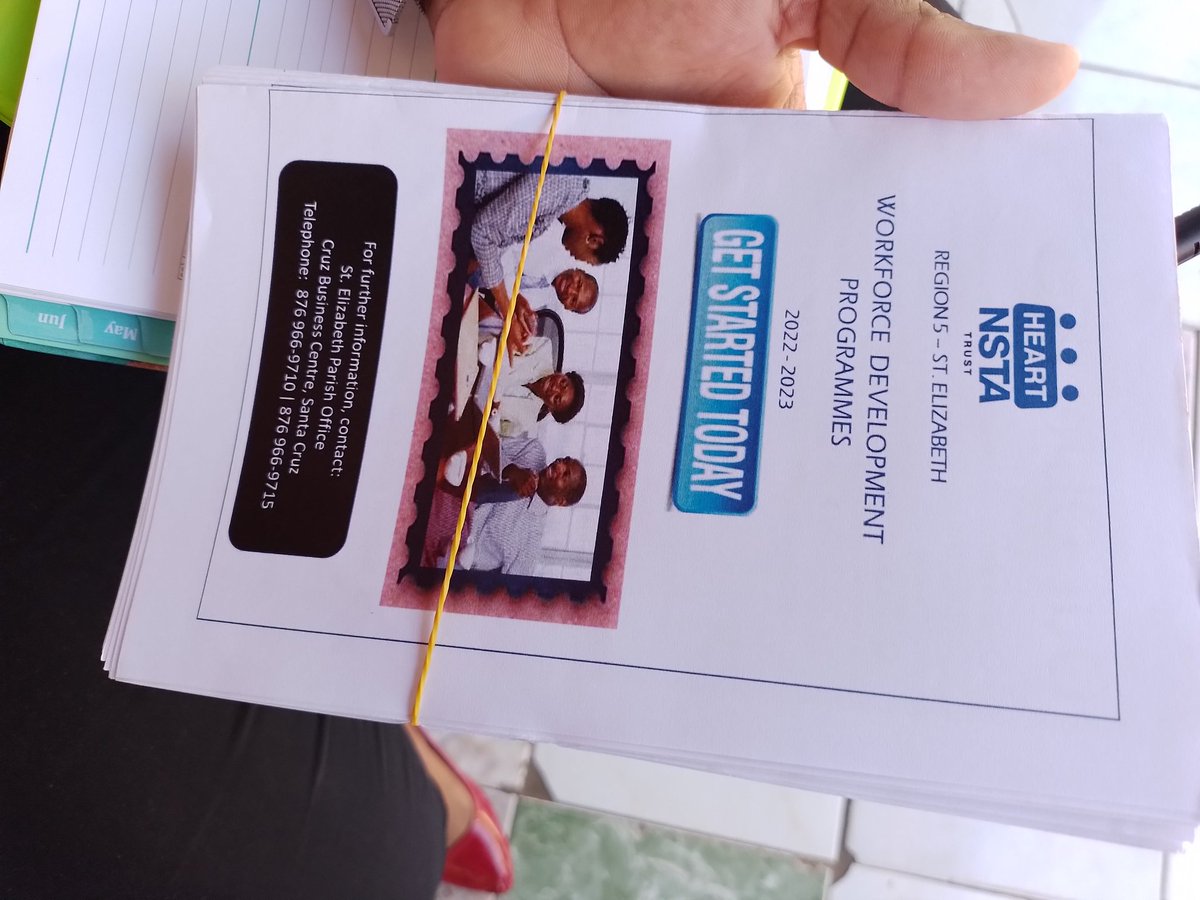 KemoyLeslie's tweet photo. There's an outpouring support for  #ECCWalkAndTalk @ECCJA Brighton New Market St.Eliza #12StandardsMatter @TanishaMill2012 @tkmsingh @Nov_Forbes1 @Andrea58383539 @cfranoBrighty @golebourne @ItzmellEcc3 @Stcy14226538 @Kevin62642151 @GrantShaunette @tematthison @heartnstatrust https://t.co/RFl83pVkwg