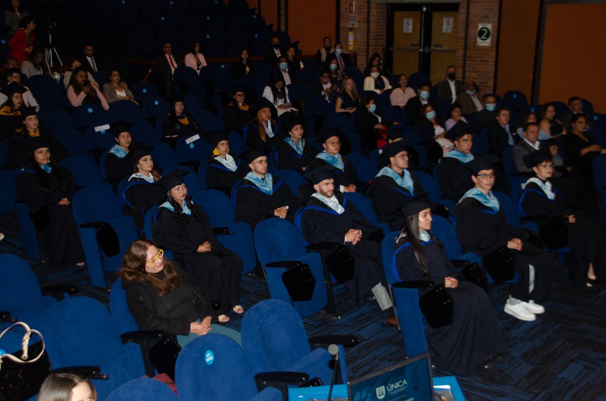 UNICA_Educacion's tweet photo. 🎊 Graduaciones |¡ Felicidades a los nuevos licenciad@s y especialistas únicos, bilingües e innovadores!
👩🎓Vivimos momentos emotivos con nuestros graduados, familiares, profesores y administrativos, celebrando este logro tan especial.

ÚNICA transforsm realities! https://t.co/a2bSoiDZeY