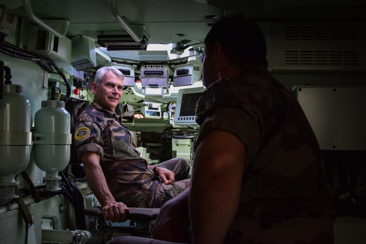 12eCUIRS's tweet image. L’Inspection des Armées était en immersion au sein du @12eCUIRS pour son séminaire de rentrée !
Une occasion en or pour #NosJeunesOPS, qui sont fiers d’avoir pu montrer leurs #MatosOPS et leurs capacités 🙌