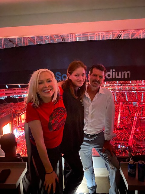 BERLIN || Terri Nunn tweet media