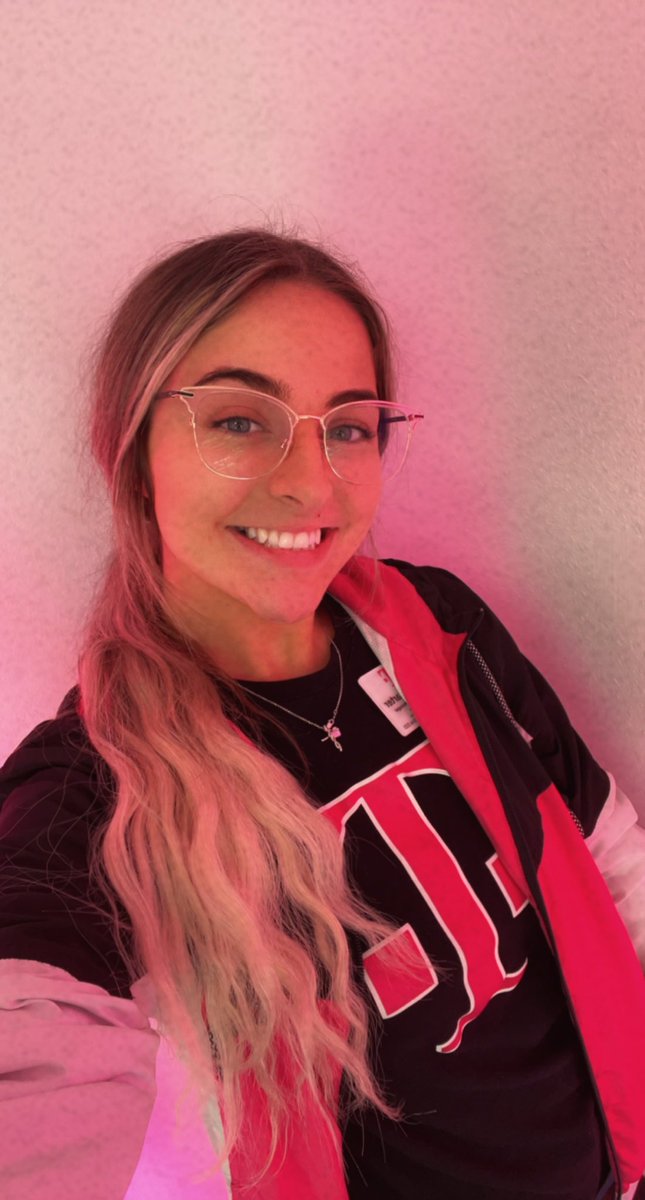 Emily Carter- Retail Store Manager tweet media