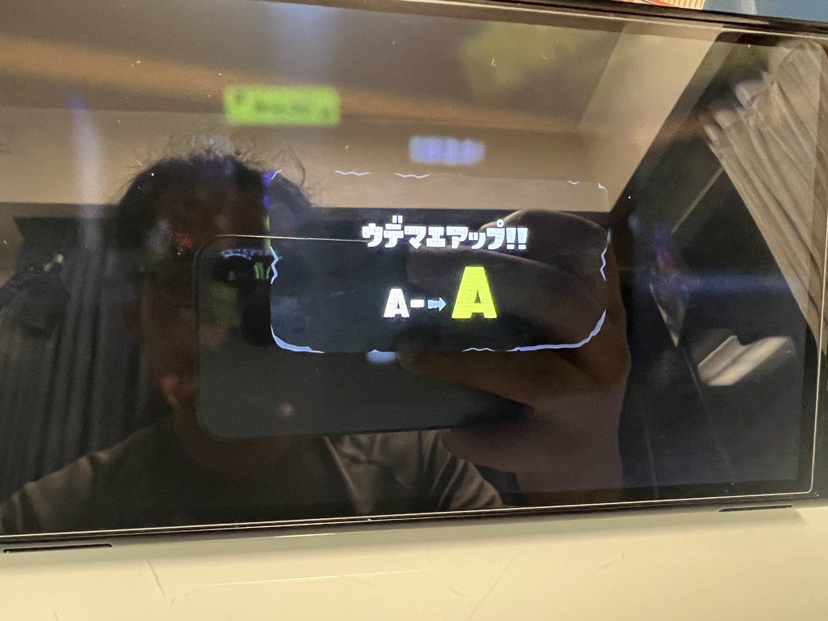 yusuke's tweet photo. ふぅ。ひと仕事終えたのでひと仕事してる #TwitterDevJP https://t.co/X0Q2i2T0sb