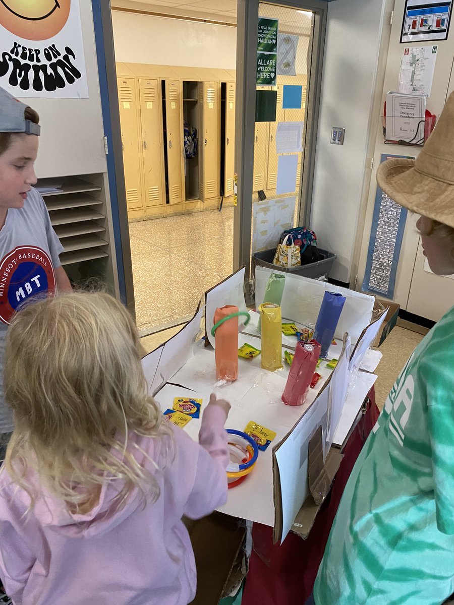 KnophsKids's tweet photo. Our fifth grade arcade was a HUGE success.  We loved having our second grade friends join us. (It seemed the adults had fun too 😉). #knophskids @edinaschools https://t.co/sg88EQawW8