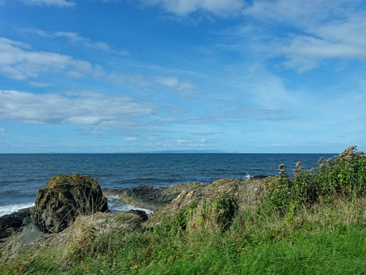 frances_tasker's tweet photo. When you head to Stranraer for apprentice reviews. This is what I call a mobile office view. Happy Friday, Happy Apprentices, Happy Me🙂 @SPEnergyNetwork @FVCollege #TeamMA https://t.co/jfrzWMlirN