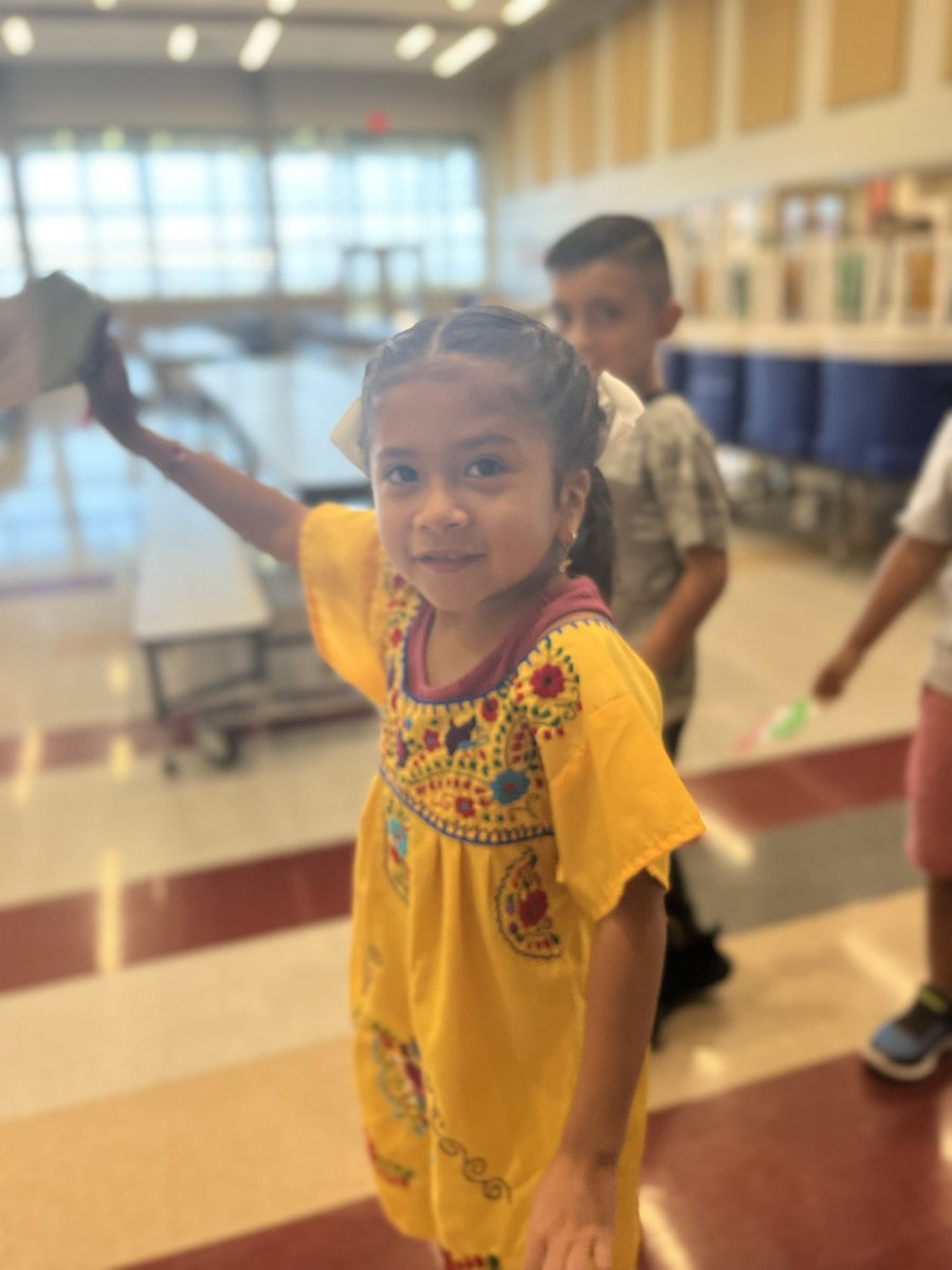 Coach Nguyen (@nguyen_coach) on Twitter photo Happy 16 de septiembre, from <a href="/ABStrawn/">AB Strawn Elementary</a>! THANK YOU <a href="/floresbilingue/">Thelma Flores</a> For organizing this parade! #ABSproud #LovemyLISD @VillarrealLISD <a href="/ErikaPerez4th/">Erika Perez</a> <a href="/Rincon_Bilingue/">Arizbeth Ramirez Sanchez</a> Happy 16 de septiembre, from <a href="/ABStrawn/">AB Strawn Elementary</a>! THANK YOU <a href="/floresbilingue/">Thelma Flores</a> For organizing this parade! #ABSproud #LovemyLISD @VillarrealLISD <a href="/ErikaPerez4th/">Erika Perez</a> <a href="/Rincon_Bilingue/">Arizbeth Ramirez Sanchez</a>