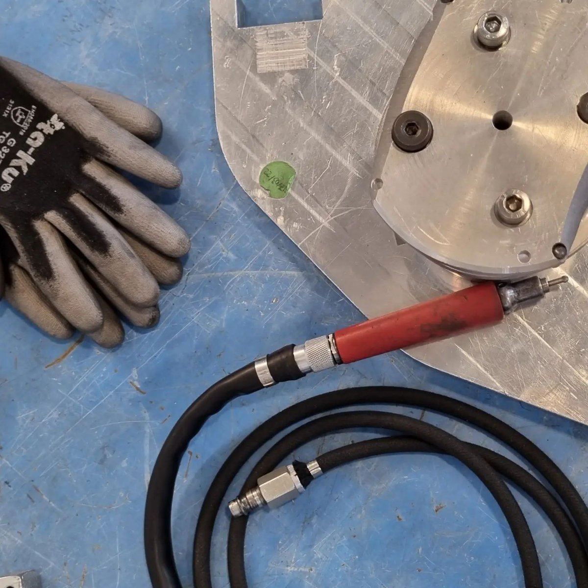 VsystemTech's tweet image. Details from the new facility 
#WeAreVsystem #newfacility #VSystem #industrialstyle #industrialphotography #welding #weldinghelmet #tubebending #motorvalley