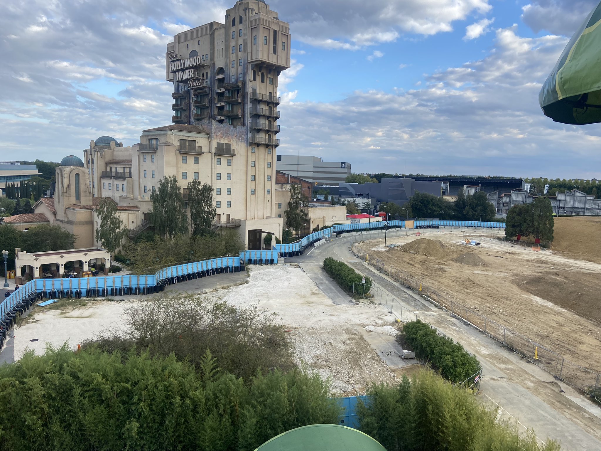 Disneyland Paris Works (DisneylandWorks) / Twitter
