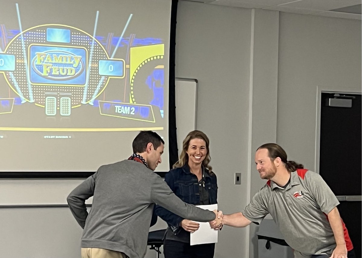 KMalatesta_OCPS's tweet photo. So this just happened! Love the friendly competition at MS Reading Impact
#faceoff @CDLocps #ImpactCDL #mtssOCPS @JMcSparran_OCPS @RobBixler_OCPS @JamesRusso_OCPS https://t.co/1EUmyLGhKB