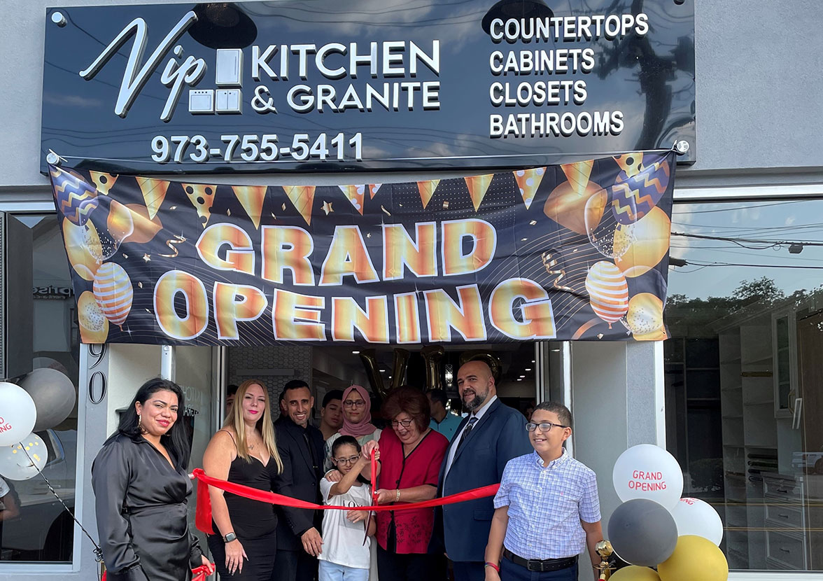 Congrats to VIP Kitchen &amp; Granite on the Grand Opening of their Oakland NJ Showroom! We wish you much success as you create exceptional spaces!
#kitchendesign #kohler #kitchensinks #designcommunity #kitchenrenovation #togetherwecreatewherelifehappens