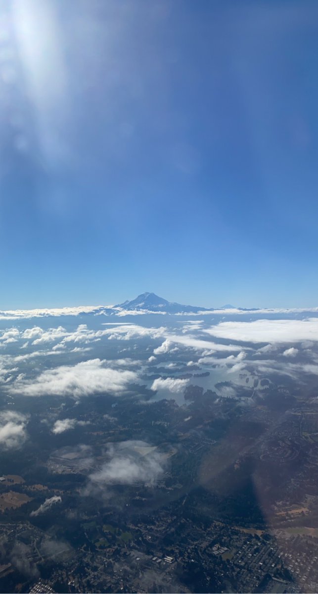 Wow! There's an immensely talented music scene on the rise in the PNW!
On "Local with Louise" this week, #music by <a href="/tionachoshouse/">Tio Nacho’s House</a> <a href="/AZeus_Band/">Aardvarticus Zeus</a> @SlippersCozy <a href="/BridgeMusicNW/">The Bridge Music Project</a> <a href="/ayoblasian/">NobiSaidIt</a> <a href="/imemilystranger/">Emily Stranger</a> <a href="/RealIaMcHaMeL/">The Official IaMcHaMeL</a> <a href="/WEEPWAVE/">WEEP WAVE</a> <a href="/TunnelsSun/">Sun Tunnels</a> <a href="/fleshproduce/">Flesh Produce</a> &amp; more #PNW bands. #Seattle