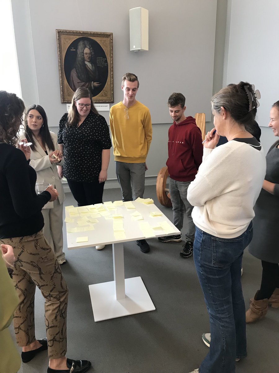 Vandaag geslaagde en inspirerende werksessie over vervolgaanpak ⁦<a href="/CityDealKM/">City Deal Kennis Maken</a>⁩, met collega’s ⁦<a href="/Saxion/">Hogeschool Saxion (inactief)</a>⁩, partners ⁦<a href="/DeventerGem/">Gemeente Deventer</a>⁩ en uiteraard studenten. Want zo werken we: voor, met en vooral ‘made by’ studenten.