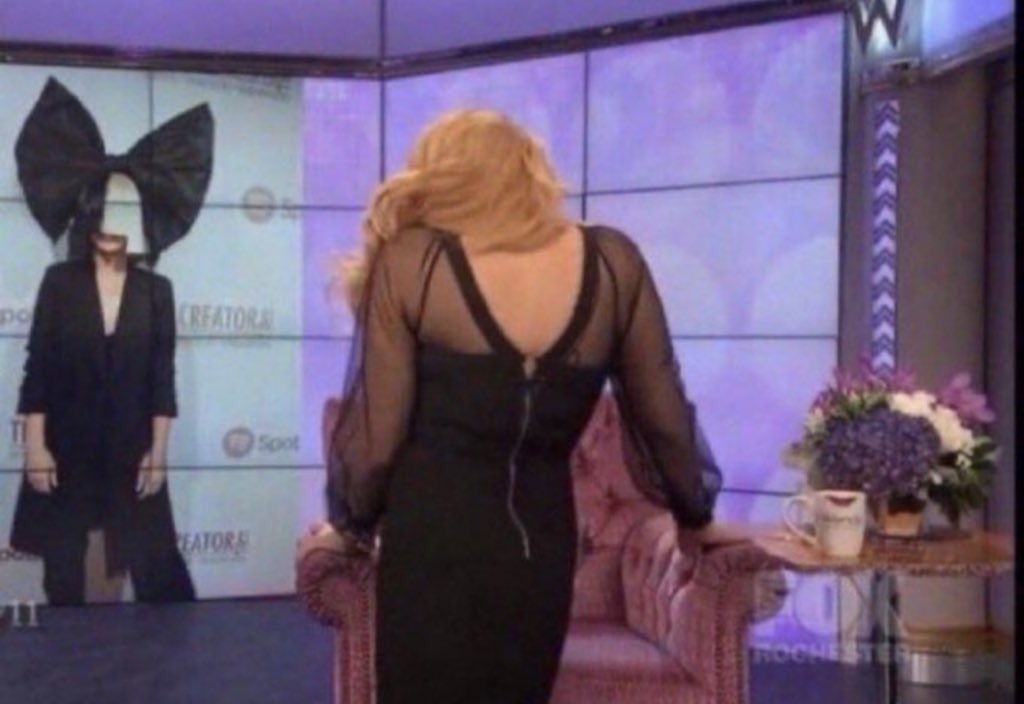 sleezyjamie's tweet photo. boom and there it is, nicki never lies. https://t.co/dC6m93nNGU