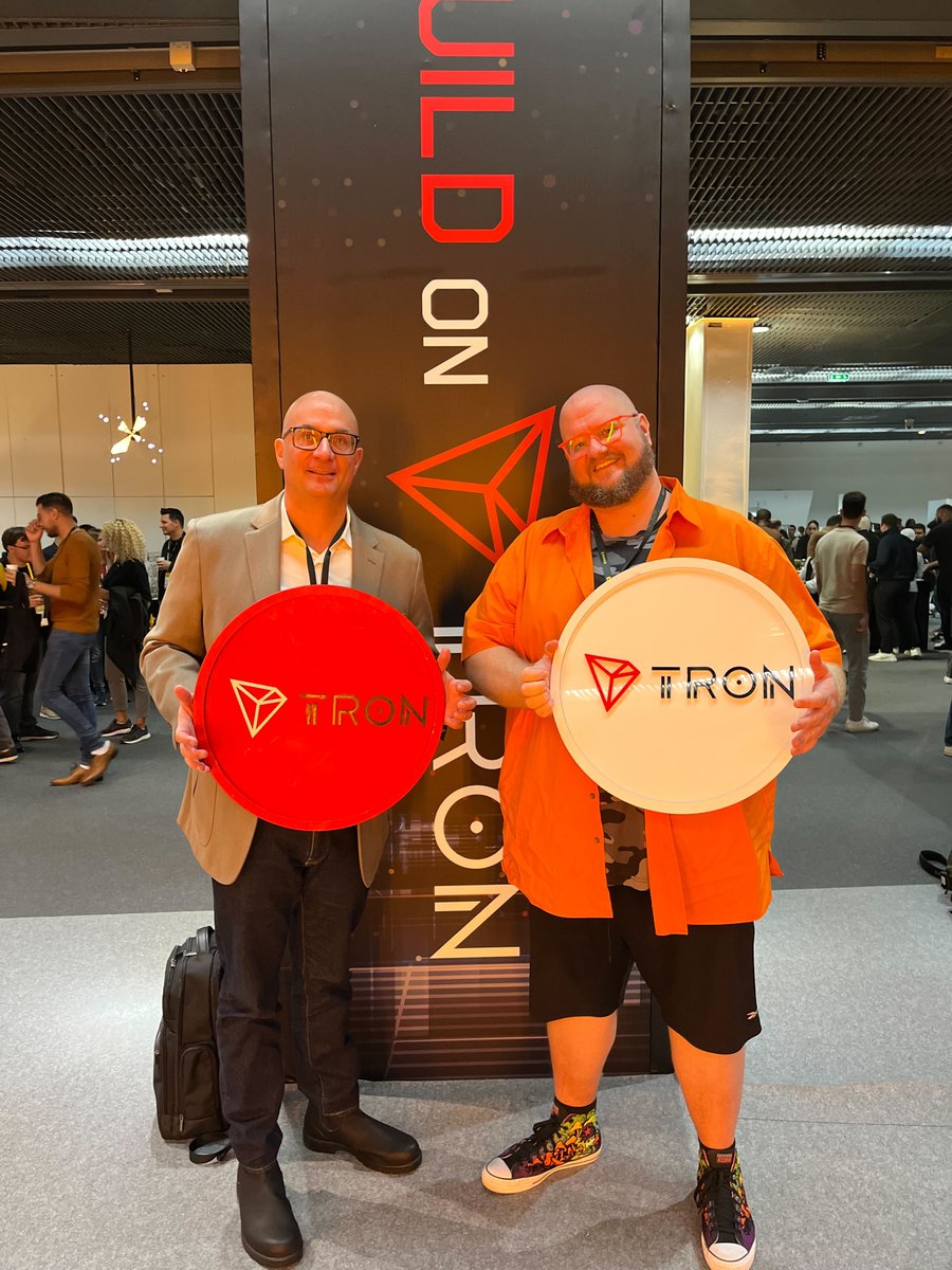 Our Director of Ecosystem Development met with <a href="/GoGalaGames/">Gala Games</a> at the #BinanceBlockchainWeek. 🚀

#GameFi is a critical part of the #Web3 space. What do you all think of this meet up?! 😏 #TRON
