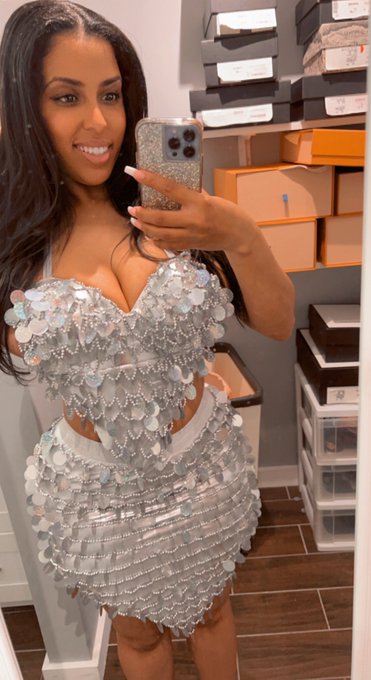 Retweet if you like my #birthday #gift !! 💝 I was gifted this set yesterday! Maybe it should be my #fridaymorning<a href="/tag/birthday"class="tags">#birthday</a><a href="/tag/gift"class="tags">#gift</a><a href="/tag/fridaymorning"class="tags"><span>#fridaymorning</span></a>