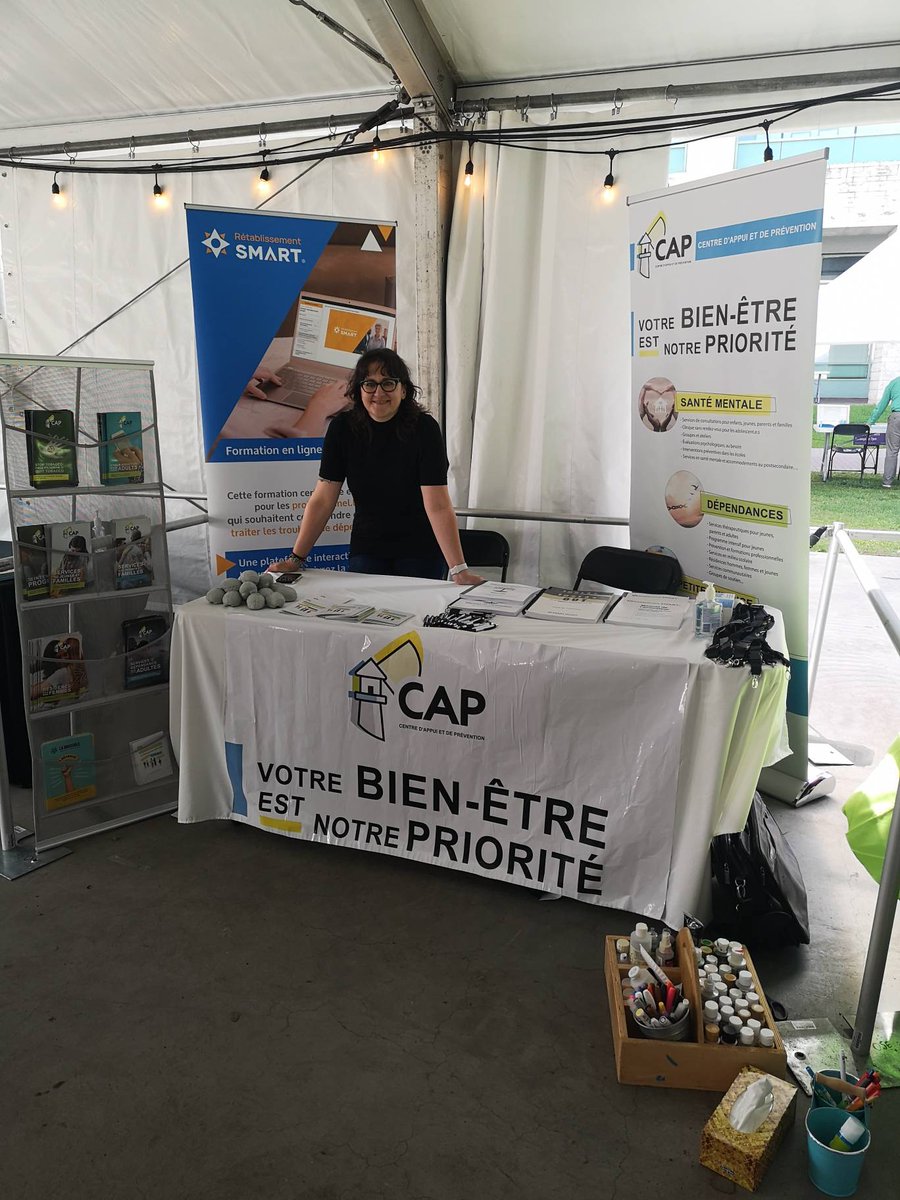 Le_CAP_ON's tweet photo. Nous sommes mobilisés avec plus de 100 organismes au festival Avançons Vers le Mieux-être de @CAPSACanada
Pour le bien être de notre communauté, nous contribuons ensemble à mettre fin à la stigmatisation des #dependances.
#jemetsfinàlastigmatisation https://t.co/VWPA3reJxB