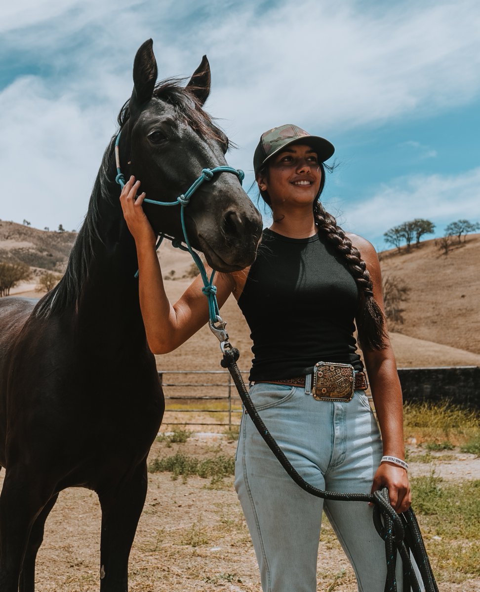 barszranch's tweet image. Maleah, we celebrate you and give thanks for the amazing young woman that you have become! We bless you today and pray this this next year will be your best year yet!