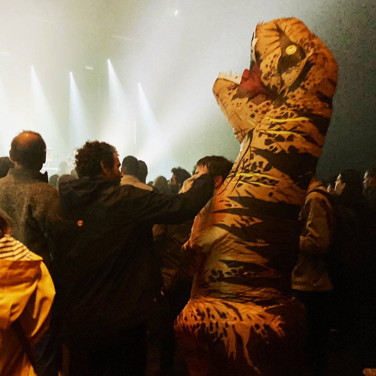 Première journée du festival #hoppophop complètement folle ! A demain sur les radios <a href="/FERAROCK/">FERAROCK</a>