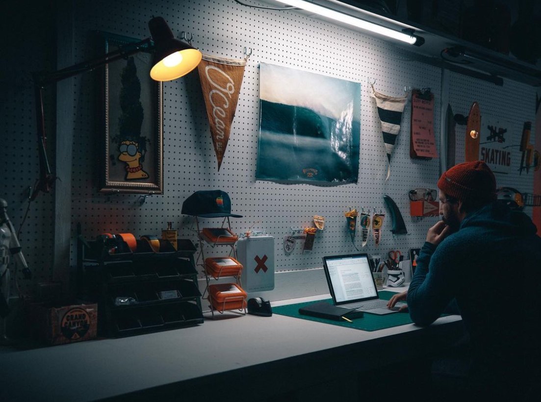 ryantheryno_'s tweet image. When I move back to CA, I am 100% ripping off @dannpetty&apos;s garage office design...

... I mean, c&apos;mon, the creativity is already flowing for ideas for my version of this.