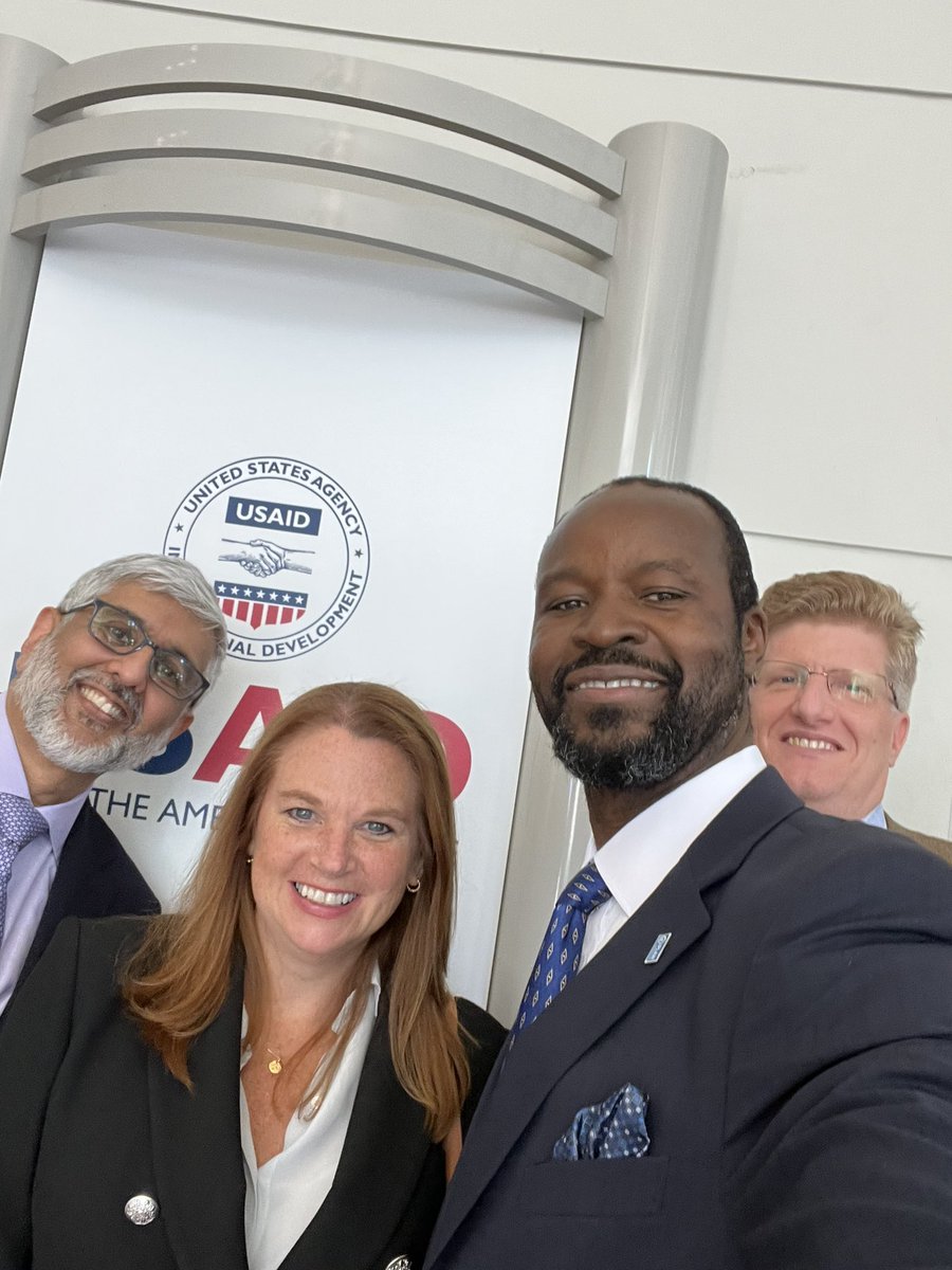Shanna_Marzilli's tweet photo. Ending the week grateful to work in an organization fighting inequality and partnering with an administration putting the rights girls and women on the agenda! @USAID @omollosgr @Mustafa_PlanUSA @WhiteHouseGPC https://t.co/aYmgSoK0Rz