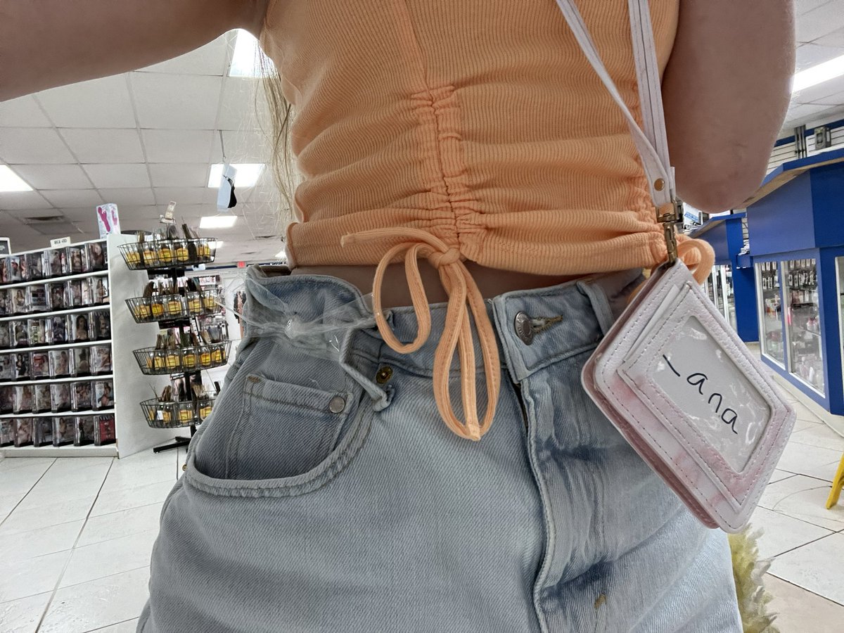 vomit_angel's tweet photo. Tw bodycheck
Dumping pics from inactive era beep beep https://t.co/GR0Mz4tNAL