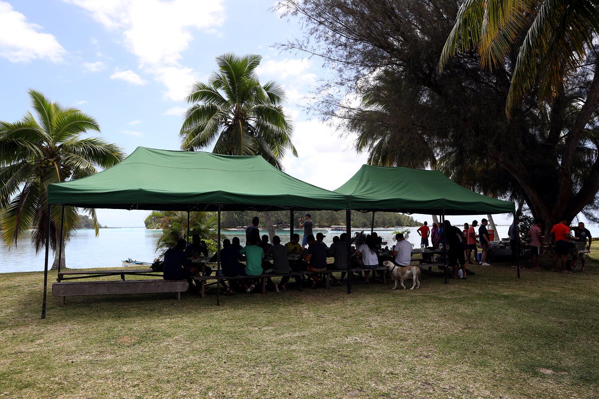 Lunch at Pualani's in Moorea #Tahiti