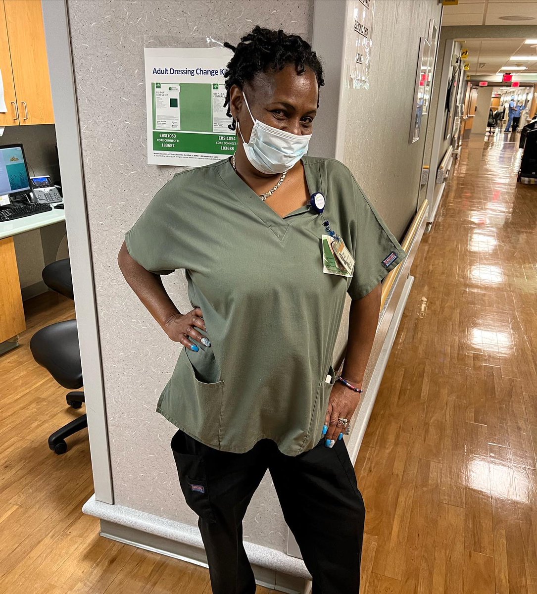 ✨Happy Environmental Services Week!✨ Thank you to all of the totally awesome EVS team members who ensure a safe, clean environment for our patients and colleagues! You are vital members of our healthcare system. Pictured are Roda and Tammy, 2 of our faves!