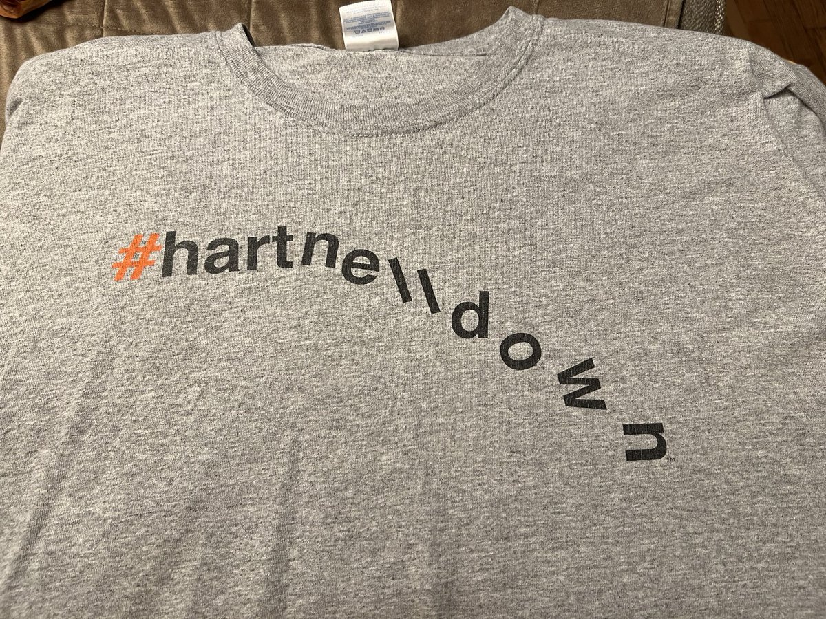 JTBritt's tweet image. With today being a special one for @FlyersAlumni @Hartsy43 , for #FlashbackFriday there’s really only one choice: #HartnellDown 
👏👏👏