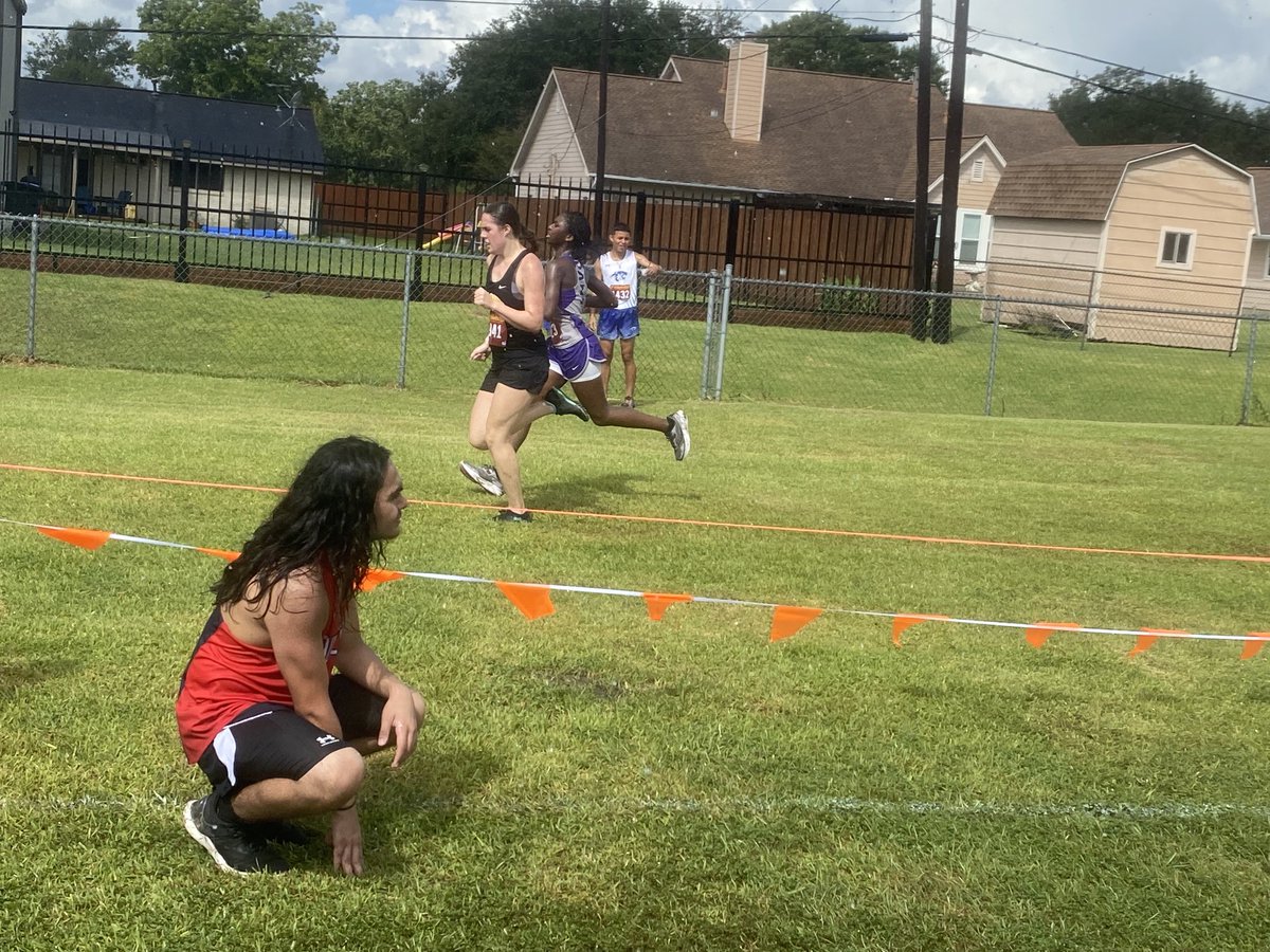 RPHS_GirlsXC's tweet image. #progressing Congratulations Zahria🏅at Bulldog Invitational….#hardworkpaysoff
