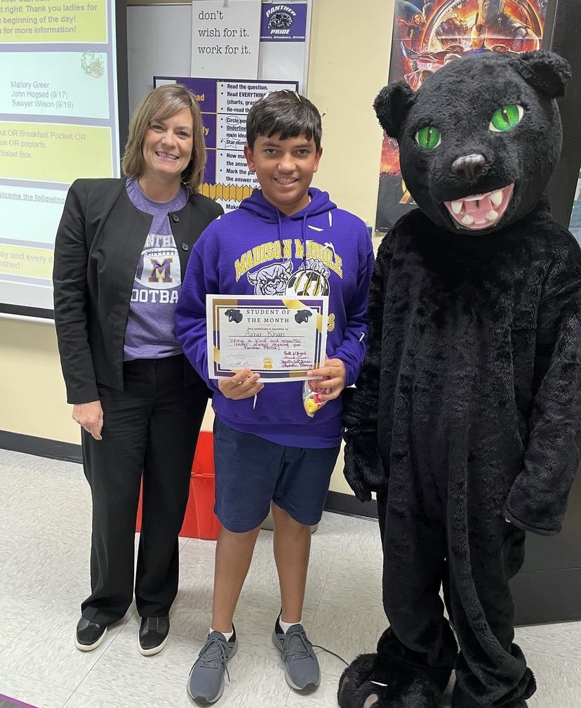 MMS_Panthers's tweet photo. MMS Students of the month! #6thgrade #PantherPride #GreatDay2BAPanther #Koji #Asher #Addisyn https://t.co/brYpNTNDGw
