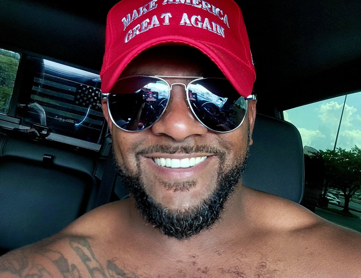 ProudPatriotSSG's tweet photo. Pretty sure I'm shadow banned. Can I get a like, follow, &amp; retweet? #TRUMP2024 #TrumpWon 💪🏿💪🏿🇺🇸🇺🇸🇺🇸 https://t.co/eRskqxDgTC