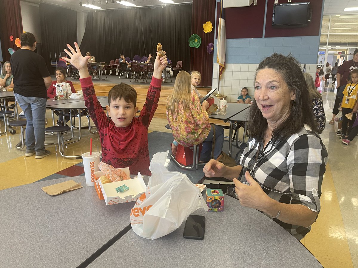 Ms. Rodríguez (@mayra_rdz87) on Twitter photo Today we celebrated our Grandparents and we had a good turn out! Thank you to the Event Committee for putting it together! #limitless #alwaysapanther #lifeinKinder #EventCommittee <a href="/AAlexanderElem/">Alice Alexander Elementary</a> Today we celebrated our Grandparents and we had a good turn out! Thank you to the Event Committee for putting it together! #limitless #alwaysapanther #lifeinKinder #EventCommittee <a href="/AAlexanderElem/">Alice Alexander Elementary</a>