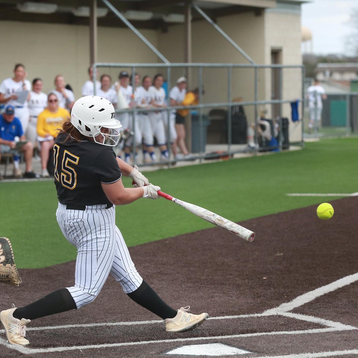 TLUsoftball's tweet photo. Next Saturday! Go yard for a cause!

From 10 AM-12 PM at Ed Kruse Stadium @tlu_softball will be hosting a HR Derby with all proceeds going to Suicide Awareness.

$10 for 12 swings or $1 per swing.

A prize will be given to both the male &amp; female with the most HR’s &amp; highest HR%! https://t.co/iFBmEnavmJ