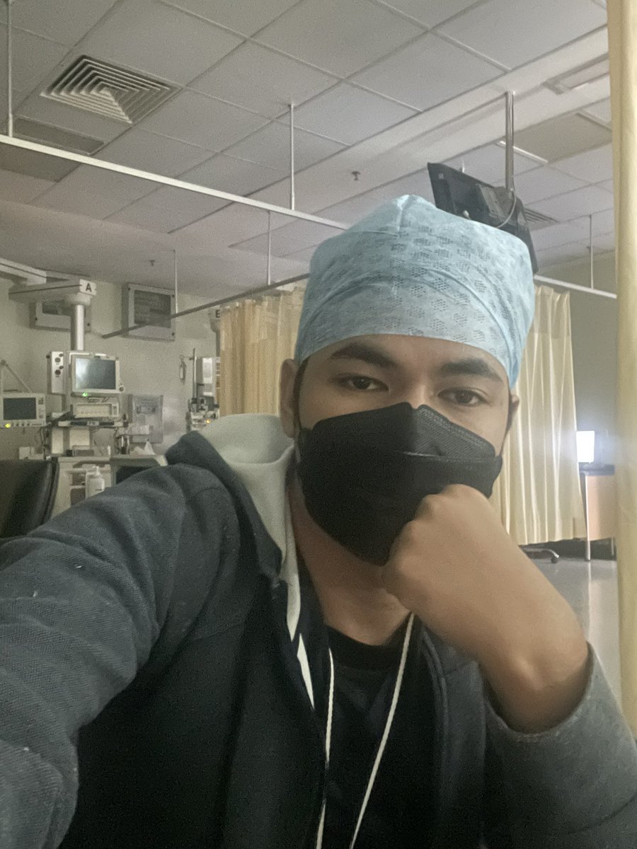 wandausAB's tweet photo. 6 tahun jd misi. Sabar masa 1st year kerja dh tak sama dgn sabar sekarang 😪 https://t.co/RBDbUqJ3eE