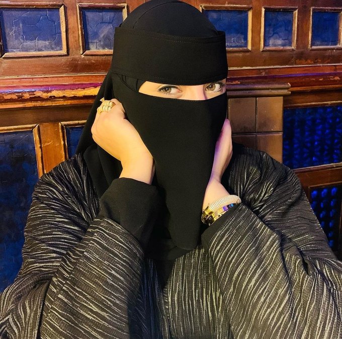 FatimanoorP's tweet photo. السلام و عیکم
تہجد کے وقت اٹھنے والا خدا کے قریب ترین لوگوں میں سے ہے https://t.co/aMfxOMJByE