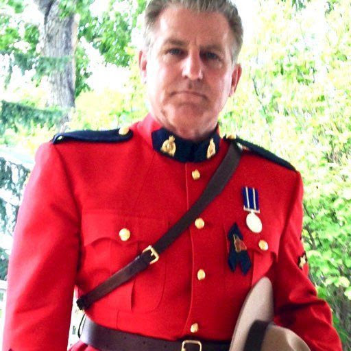I served Canada for 37 years, I’m a Canadian Armed Forces Veteran and a retired RCMP member. I guarded nuclear weapons and Prime Ministers! I’m Canadian, but ⁦@JustinTrudeau⁩ calls me an extremist with unacceptable views! ❤️🇨🇦