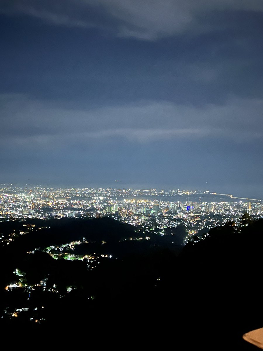 kitC06's tweet image. date night. city lights