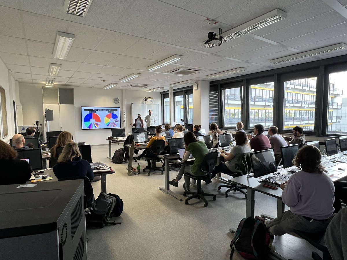 leeselab's tweet photo. And we‘re ✅ with #MolEcol2022 course @unidue 
Cool #metabarcoding data from bulk &amp; water #eDNA generated. Clearly: unsorted bulk samples &amp; sorted/fine sieved fractions yield most comprehensive macroinvert data + reliable #WFD assessment. Impressive performance, all students 🎯💪🏼 https://t.co/Fo6q8QahK9