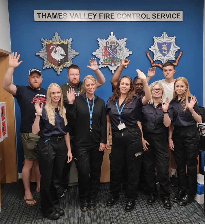 FbuSouthern's tweet photo. Strong message from @fbunational members in Thames Valley Control, @RBFRSofficial π§
Also serving @Bucksfire & @OxonFireRescue
Unanimous rejection of insulting 2% pay offer π
Unanimous in support of strike β
#knowyourfirecontrol
#EnoughIsEnough
#FairPayorFireStrike https://t.co/eEHvzS2doX
