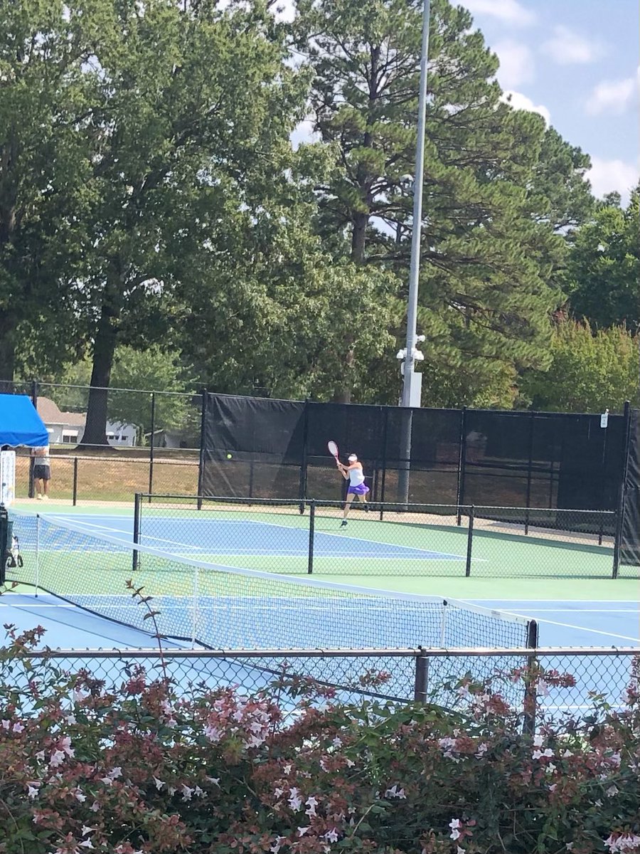 What a day for watching @UCATennis !!! GO BEARS!!! @UCAAthletics @ucabears