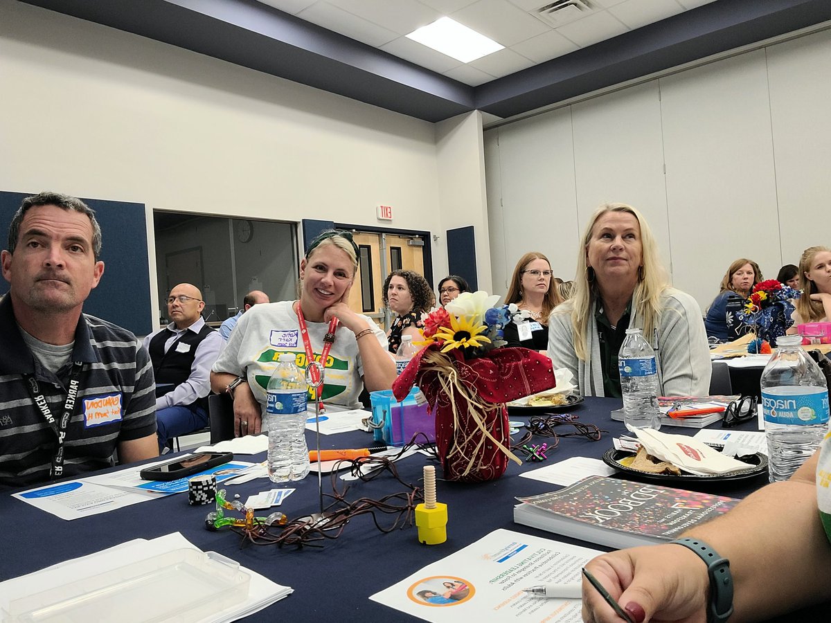 lafuller53's tweet photo. @FSHISD group learning at inaugural #LFCTX Kickoff! Thank you @NISD for leading and hosting https://t.co/BSuQsTZg6O