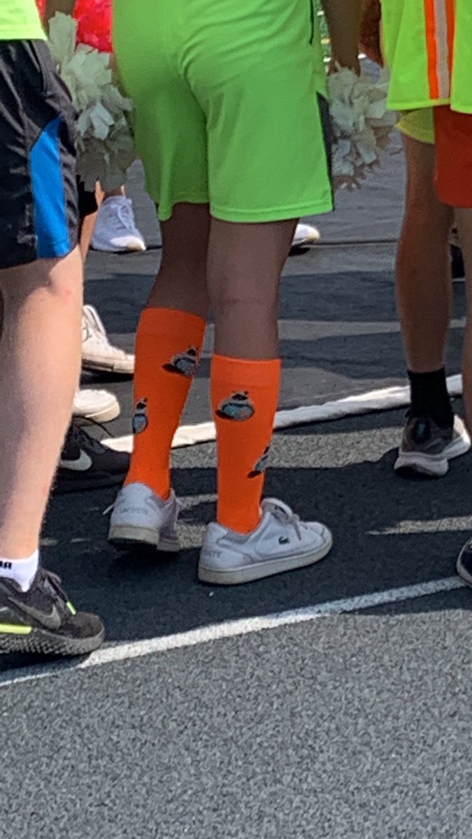 Minus_the_olas's tweet photo. can confirm, those socks are nice #wegopuff22 https://t.co/lv7Jc0KJ3o