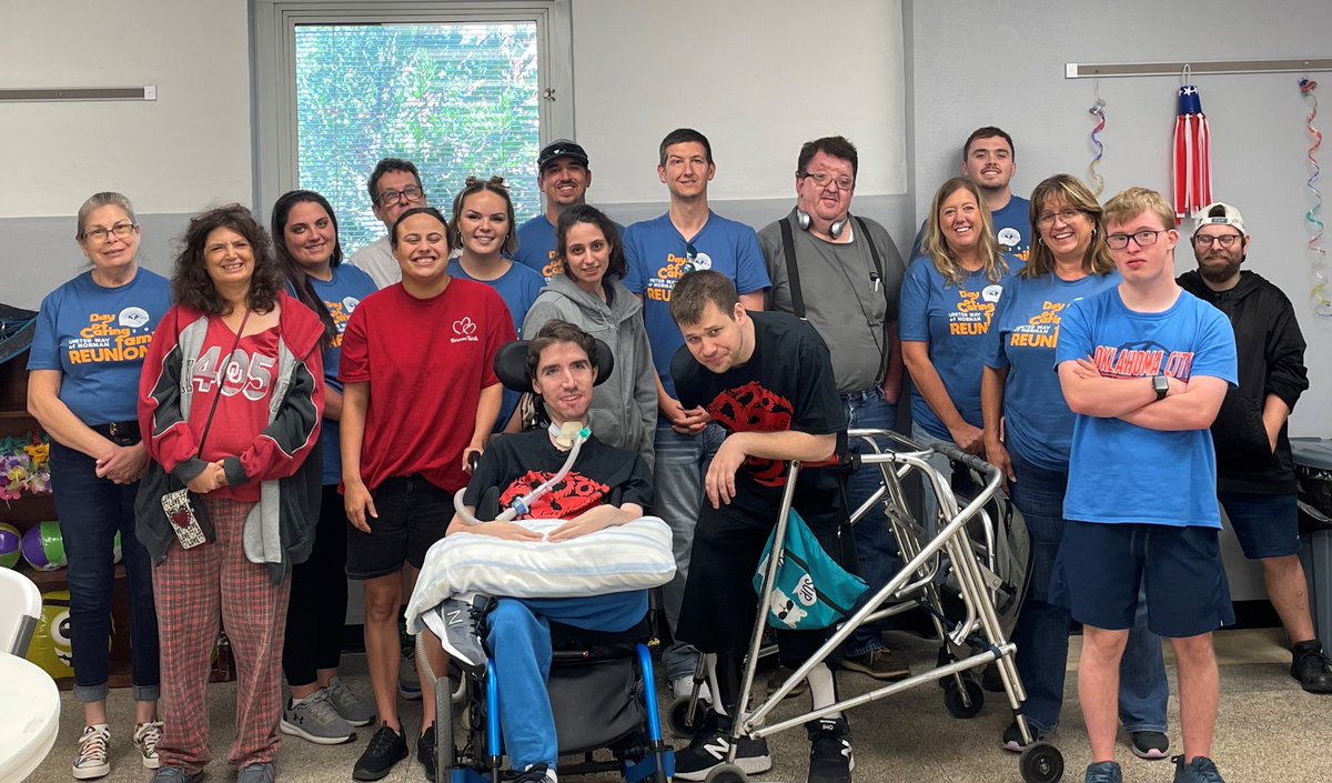 McClainBank's tweet photo. At McClain Bank, it's all about people and a phenomenal group of McBankers demonstrated that spending #dayofcaring2022 at @AmongFriendsOK. Great job everyone! @UnitedWayNorman #GivingChangesEverything #LiveUnited https://t.co/wvOtvWcAtl