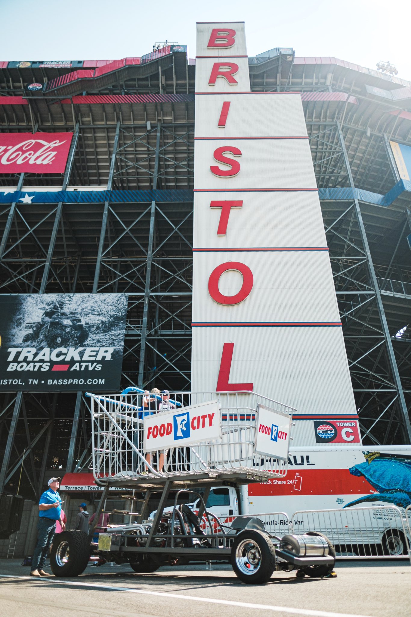 Bristol Motor Speedway on Twitter: ".@FoodCity - yโall ready to do this ...