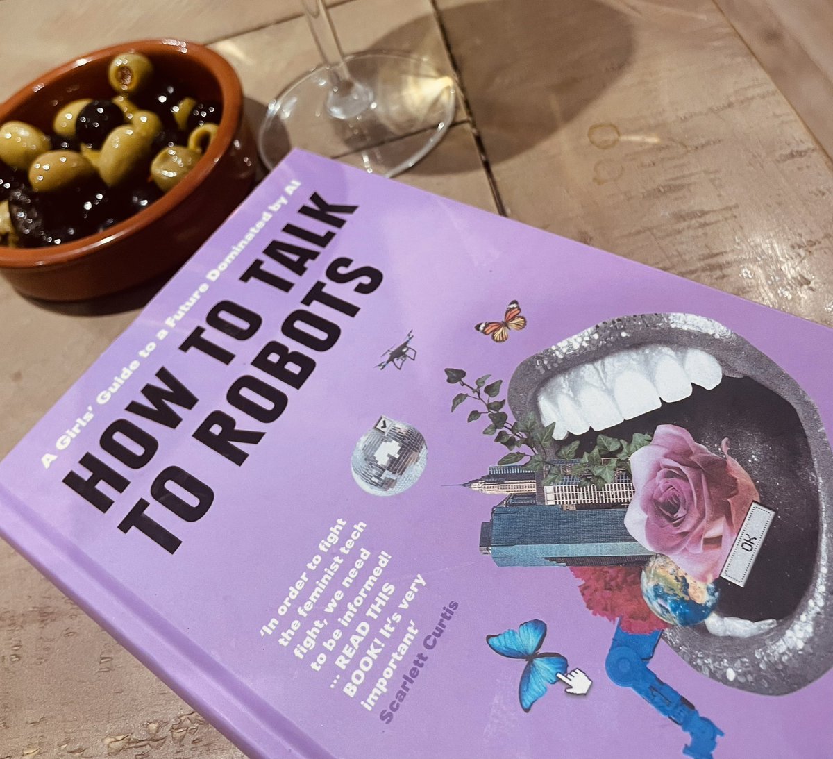 KTDigital's tweet image. On it. #fridaynight #femedtech