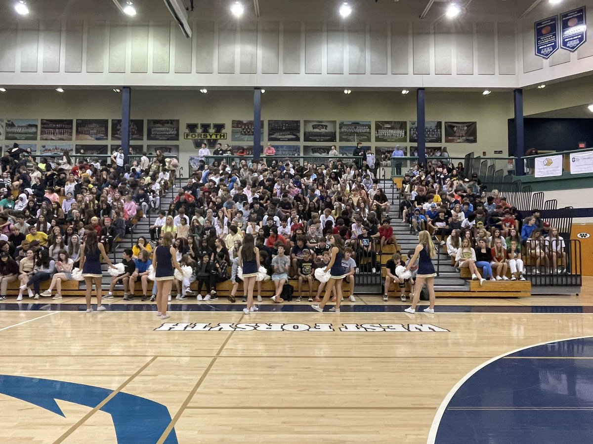 MParkerWFHS's tweet photo. First pep rally of the year was a success. @WFHS_SGA_ did an outstanding job of bringing everyone together. 📣 #WeAreWest #Connectivity @WFHS_HS https://t.co/3dX6OzJNtc