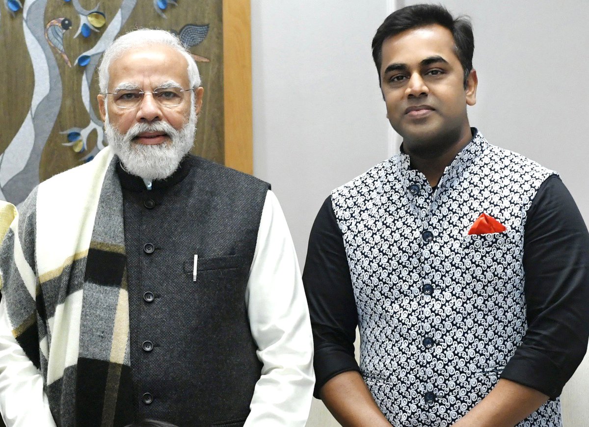 प्रधानमंत्री <a href="/narendramodi/">Narendra Modi</a> जी को जन्मदिन की अनंत शुभकामनाएँ । ईश्वर आपकी ऊर्जा यूं ही बनाए रखे और देश सेवा के मौके प्रदान करता रहे। आप स्वस्थ रहें, प्रसन्न रहें यही कामना है।